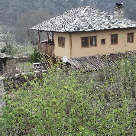 Krumovata Kashta *